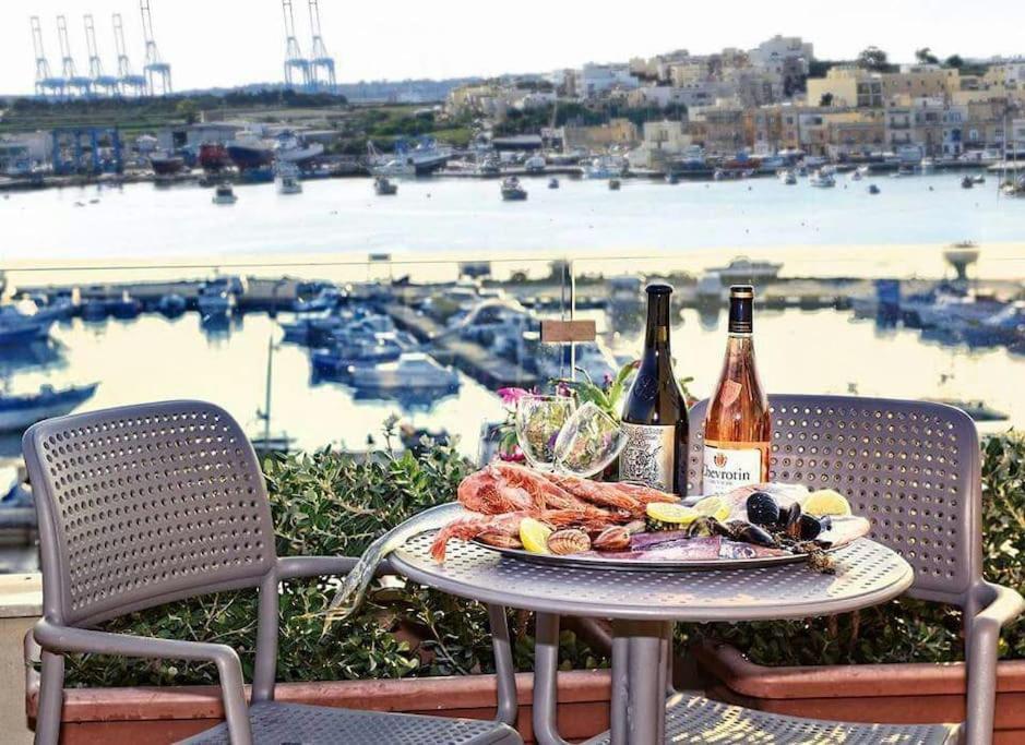 Appartement Seagull Penthouse Marsaxlokk Extérieur photo