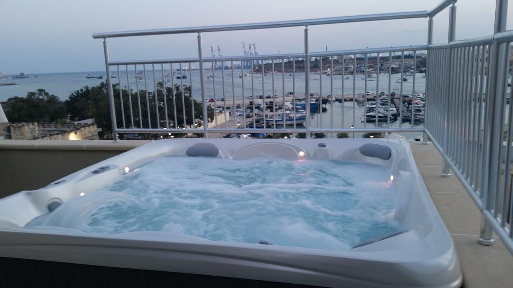 Appartement Seagull Penthouse Marsaxlokk Extérieur photo